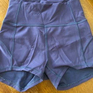 Lulu spandex/bike shorts